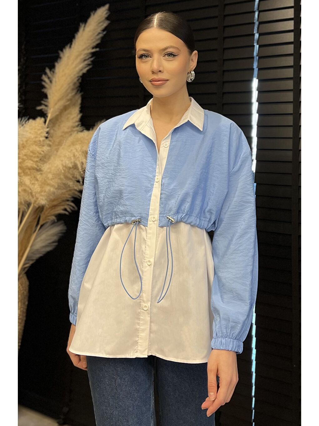 Mavi Bel Büzgülü Kadın Paraşüt Garnili Gömlek