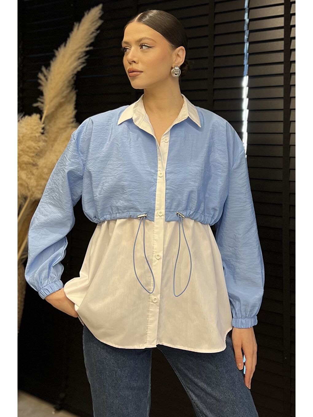 Mavi Bel Büzgülü Kadın Paraşüt Garnili Gömlek-1