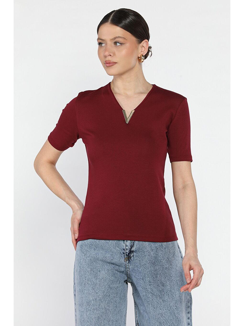 Bordo Kadın V Yaka Gold Toka Detaylı Elastanlı Bluz-1