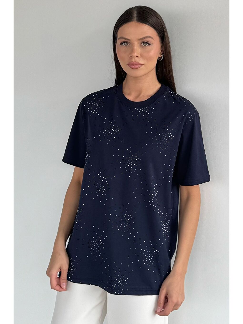 Lacivert Kadın Bisiklet Yaka Taş İşlemeli Tişört