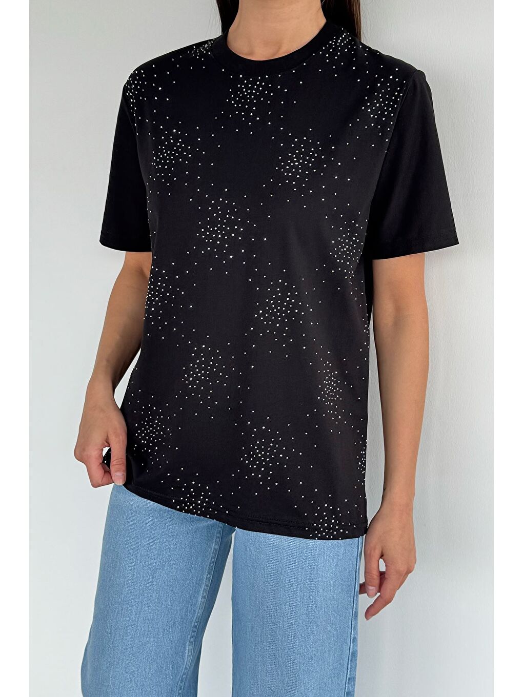 Siyah Kadın Bisiklet Yaka Taş İşlemeli Tişört-1