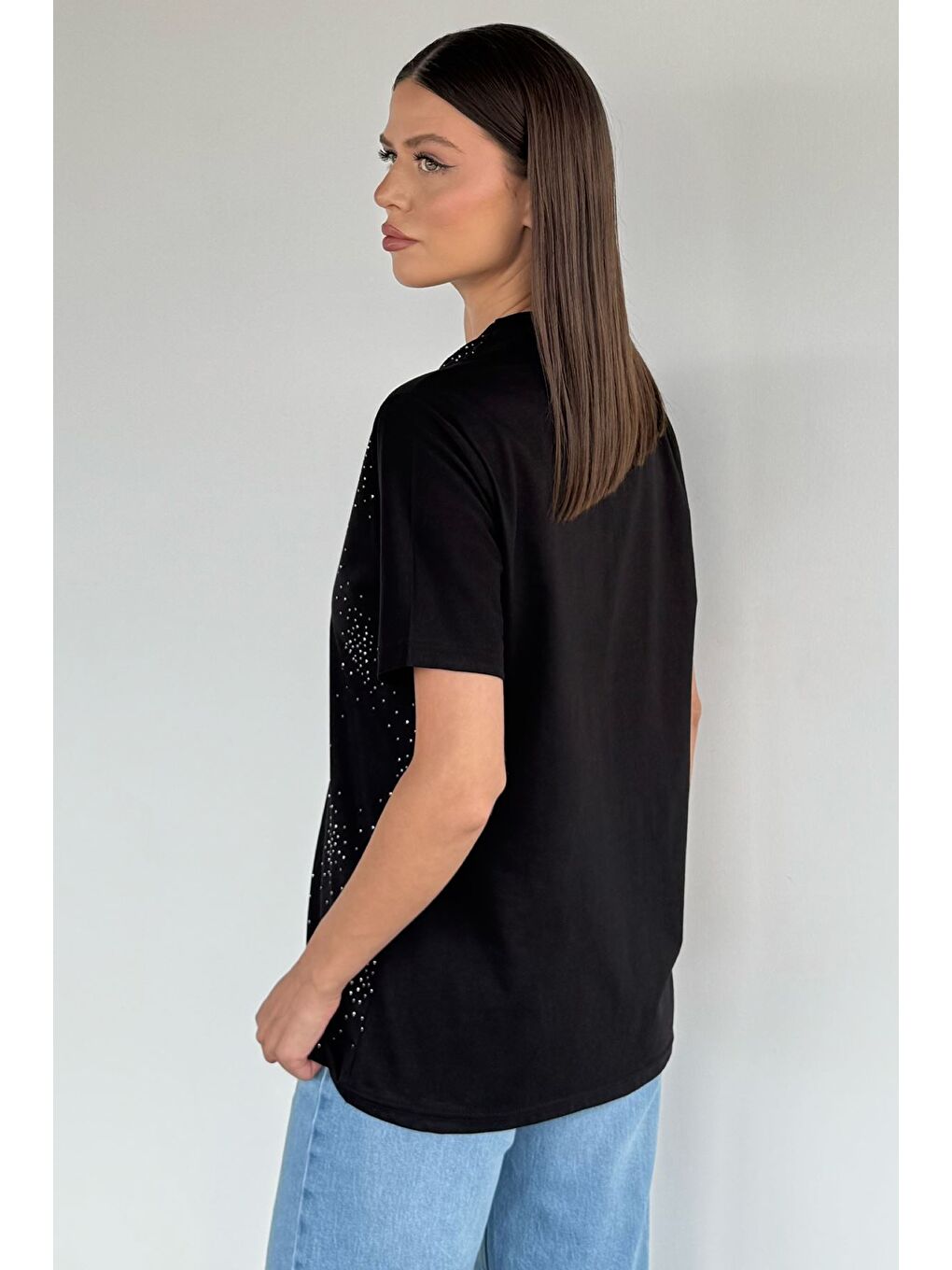 Siyah Kadın Bisiklet Yaka Taş İşlemeli Tişört-3