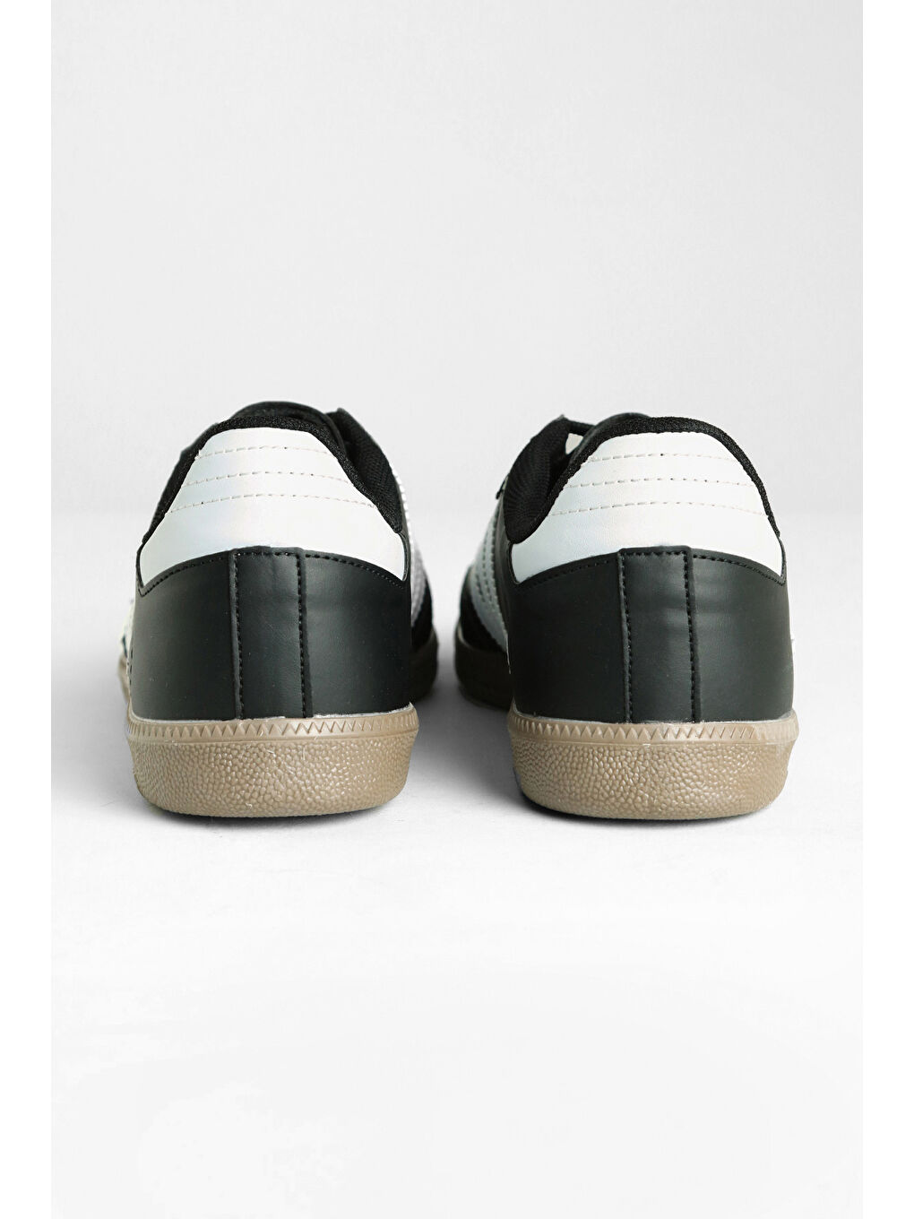 Siyah Termo Taban Yanı Şeritli Bağcıklı Spor Ayakkabı-1