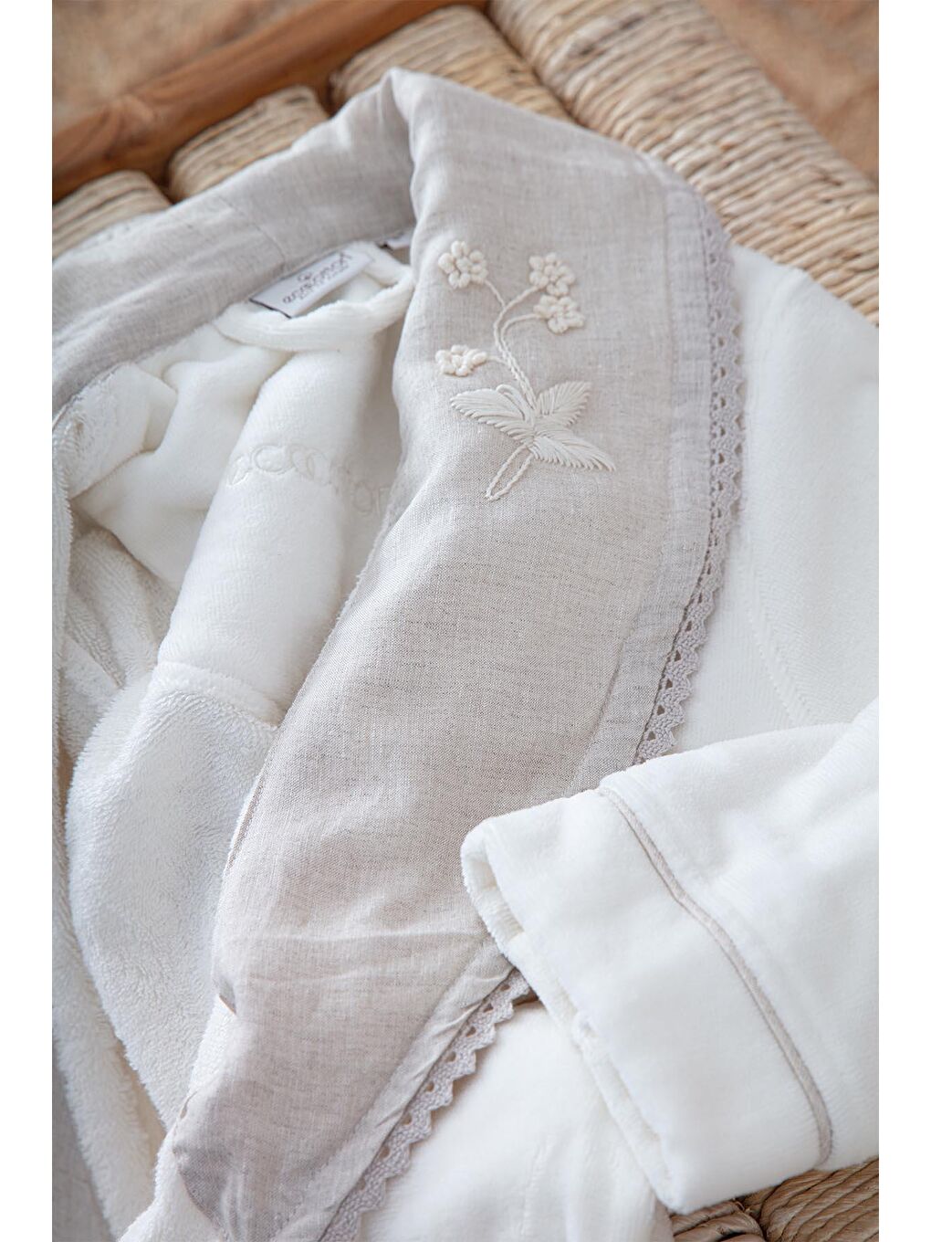 Ekru Ayliz Aile Bornoz  Seti %100 Organik Pamuk Nakışlı Krem/Krem - M/L-2