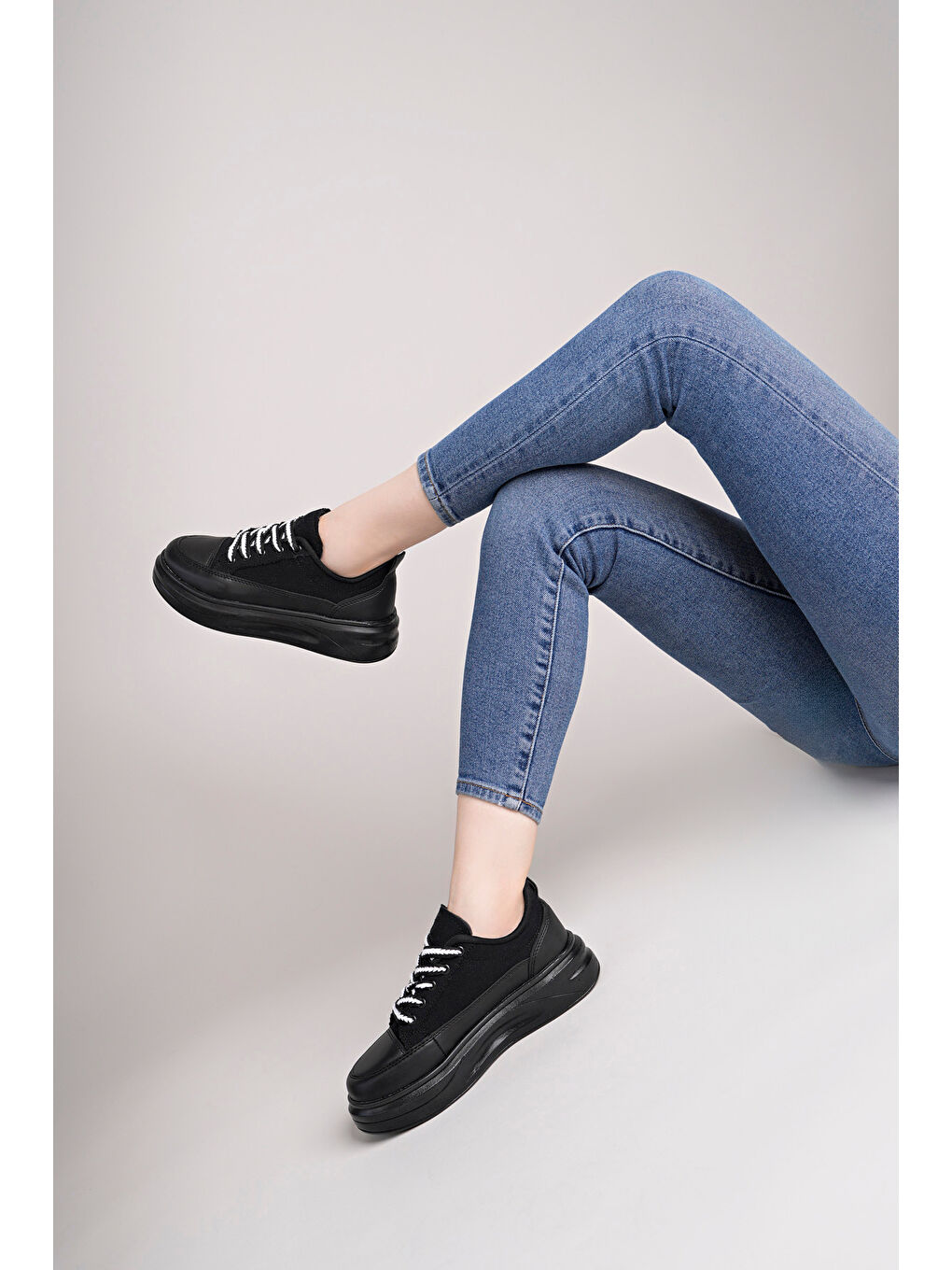 Siyah Kadın Yüksek Taban Dama Desenli Günlük Ayakkabı-3