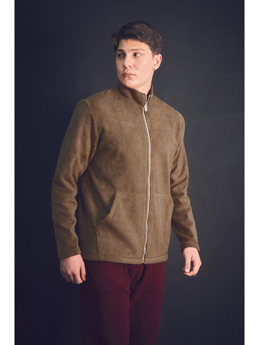 Kahverengi Dik Yaka Polar Fermuarlı Sweatshirt-1
