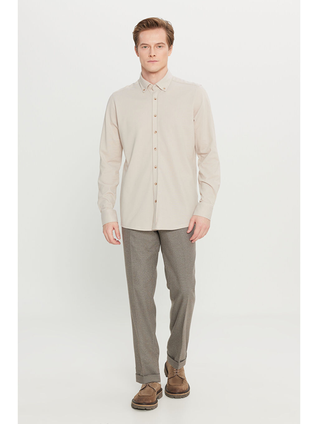 Erkek Bej Pamuklu Slim Fit Dar Kesim Düğmeli Yaka Örme Gömlek-1