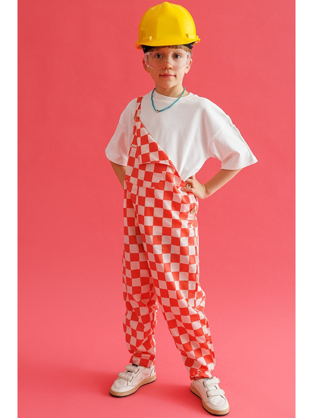 Kırmızı Dama Desenli Cep Detaylı Çocuk Salopet-1