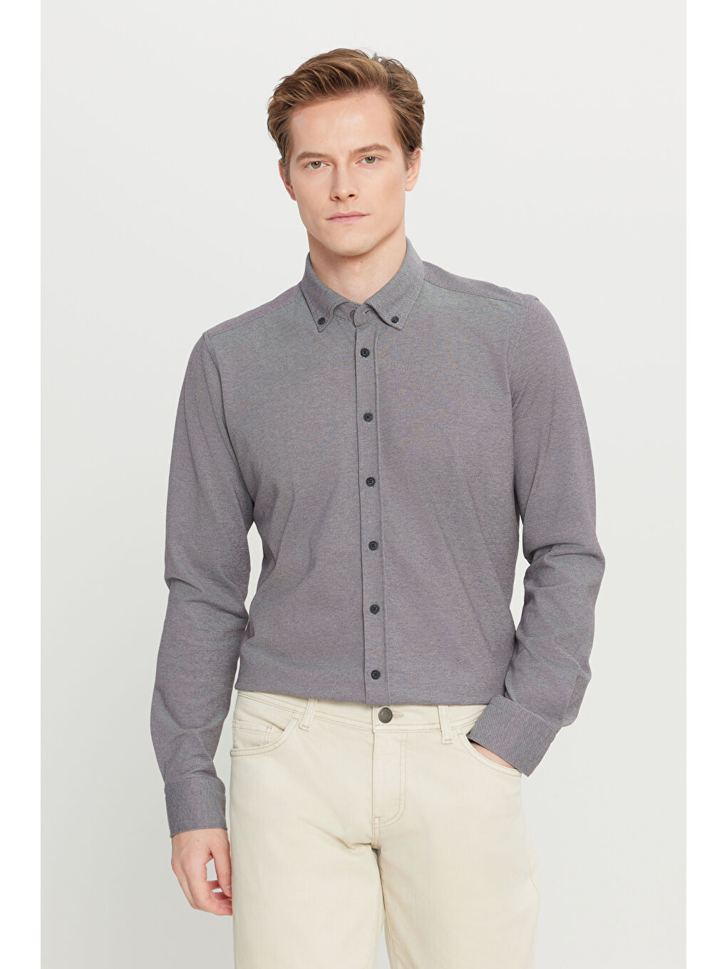 Erkek Gri Pamuklu Slim Fit Dar Kesim Düğmeli Yaka Örme Gömlek