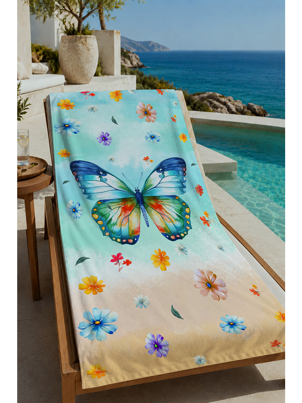 Ekru Sarı Mavi Kelebek Ve Çiçek Desenli 70x150 Cm Dijital Baskılı Plaj Ve Banyo Havlusu