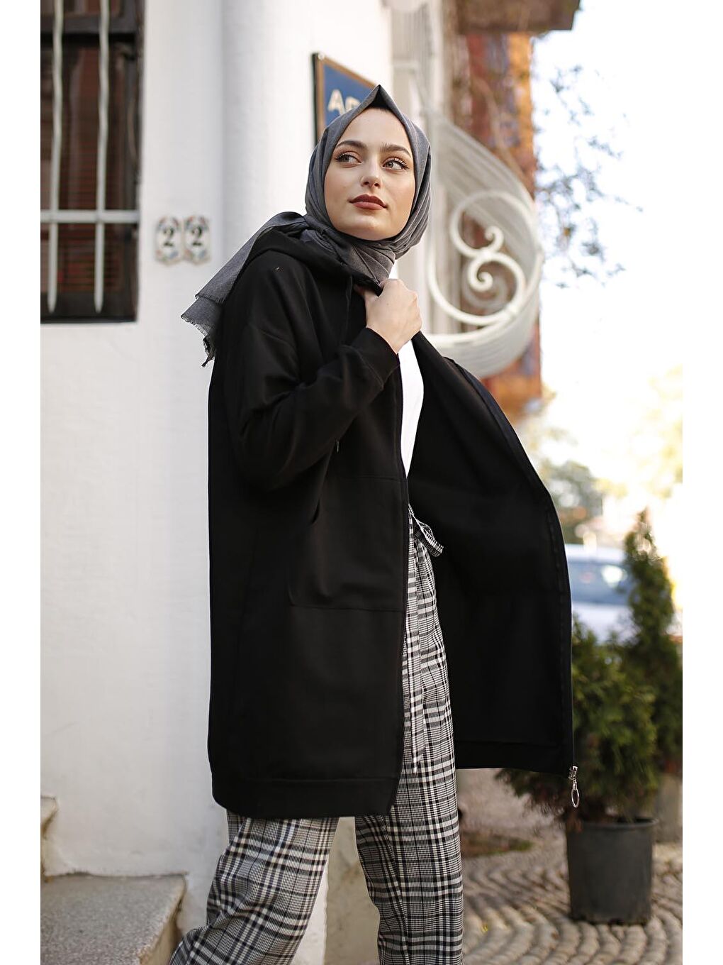 Cepli Fermuarlı Hırka Siyah-3