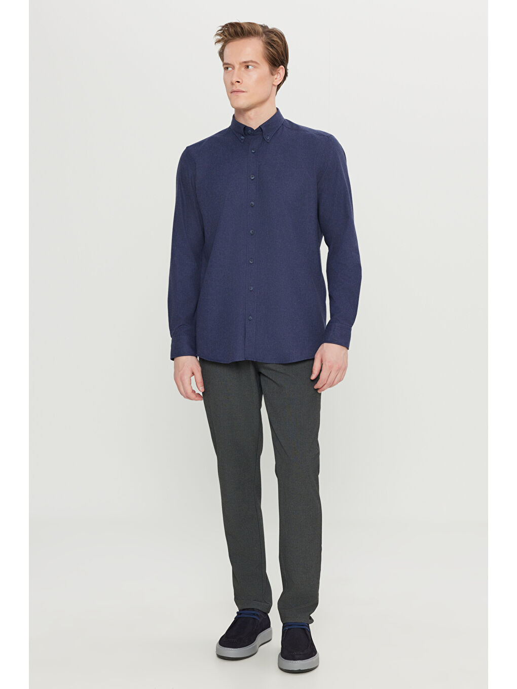 Erkek Lacivert Pamuklu Slim Fit Dar Kesim Düğmeli Yaka Diagonal Desenli Flanel Gömlek-1