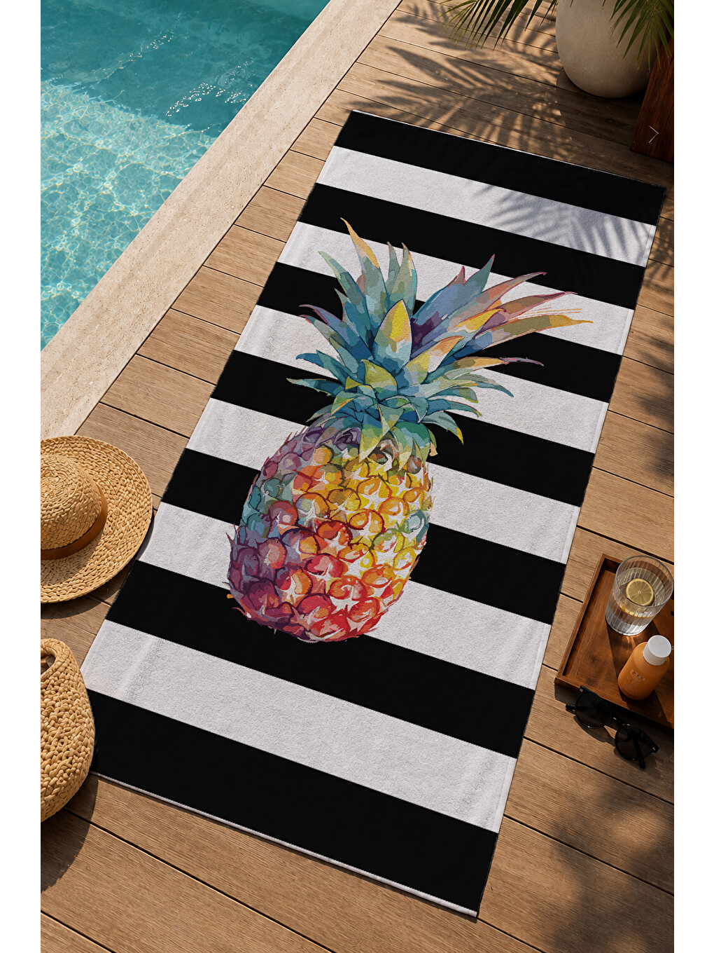 Milbay Grup Siyah Beyaz Çizgili Renkli Ananas Desenli 70x150 Cm Dijital Plaj Ve Banyo Havlusu-37246-2