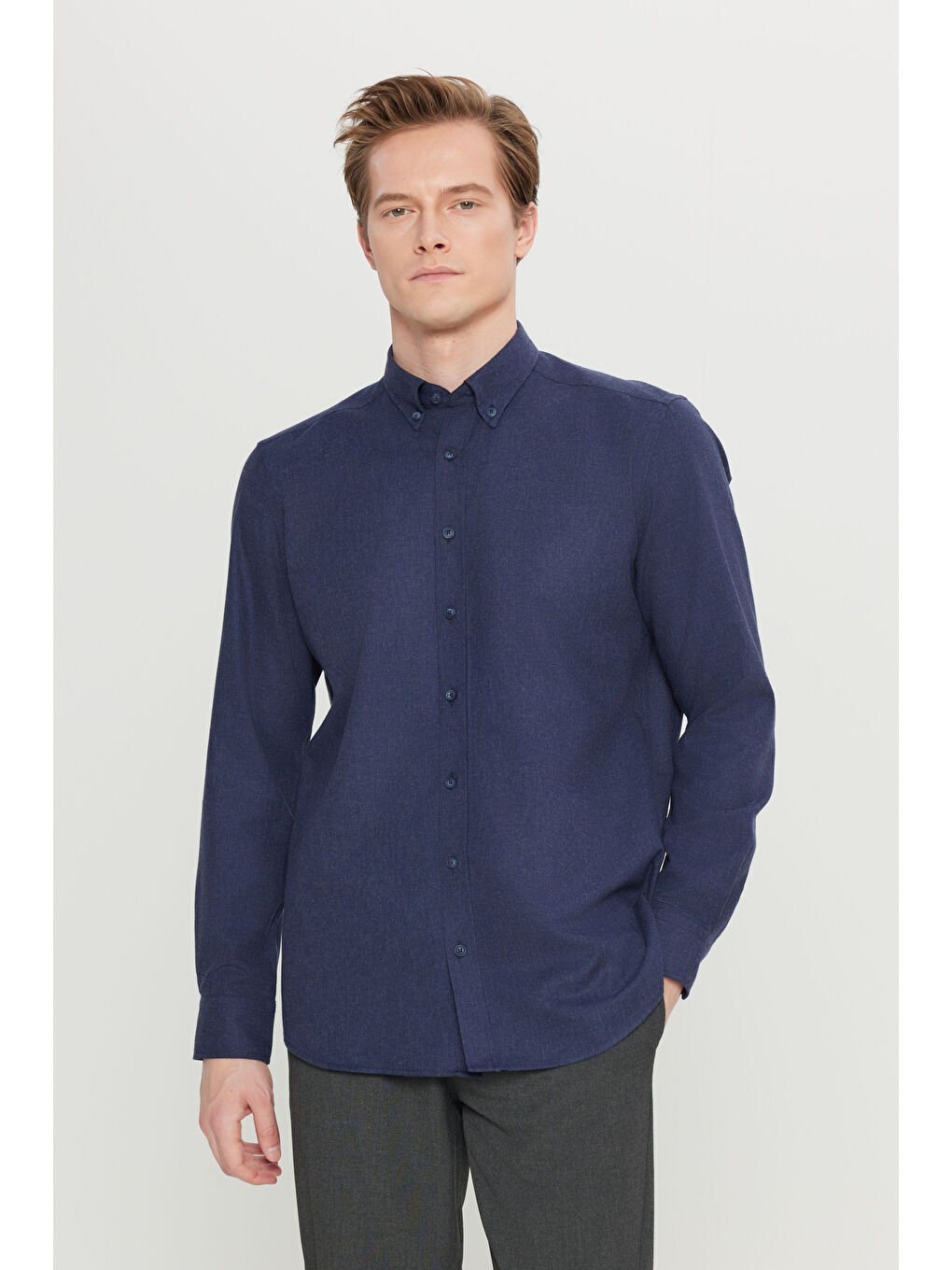 Erkek Lacivert Pamuklu Slim Fit Dar Kesim Düğmeli Yaka Diagonal Desenli Flanel Gömlek-2