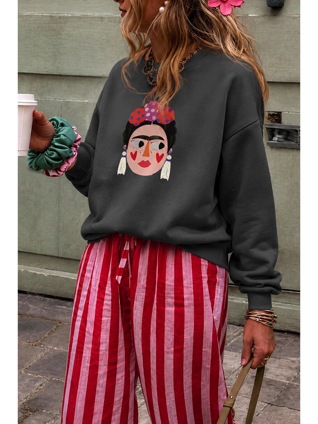 Antrasit Kadın Premium Kumaş 3 İplik Şardonlu Frida Baskılı Sweatshirt