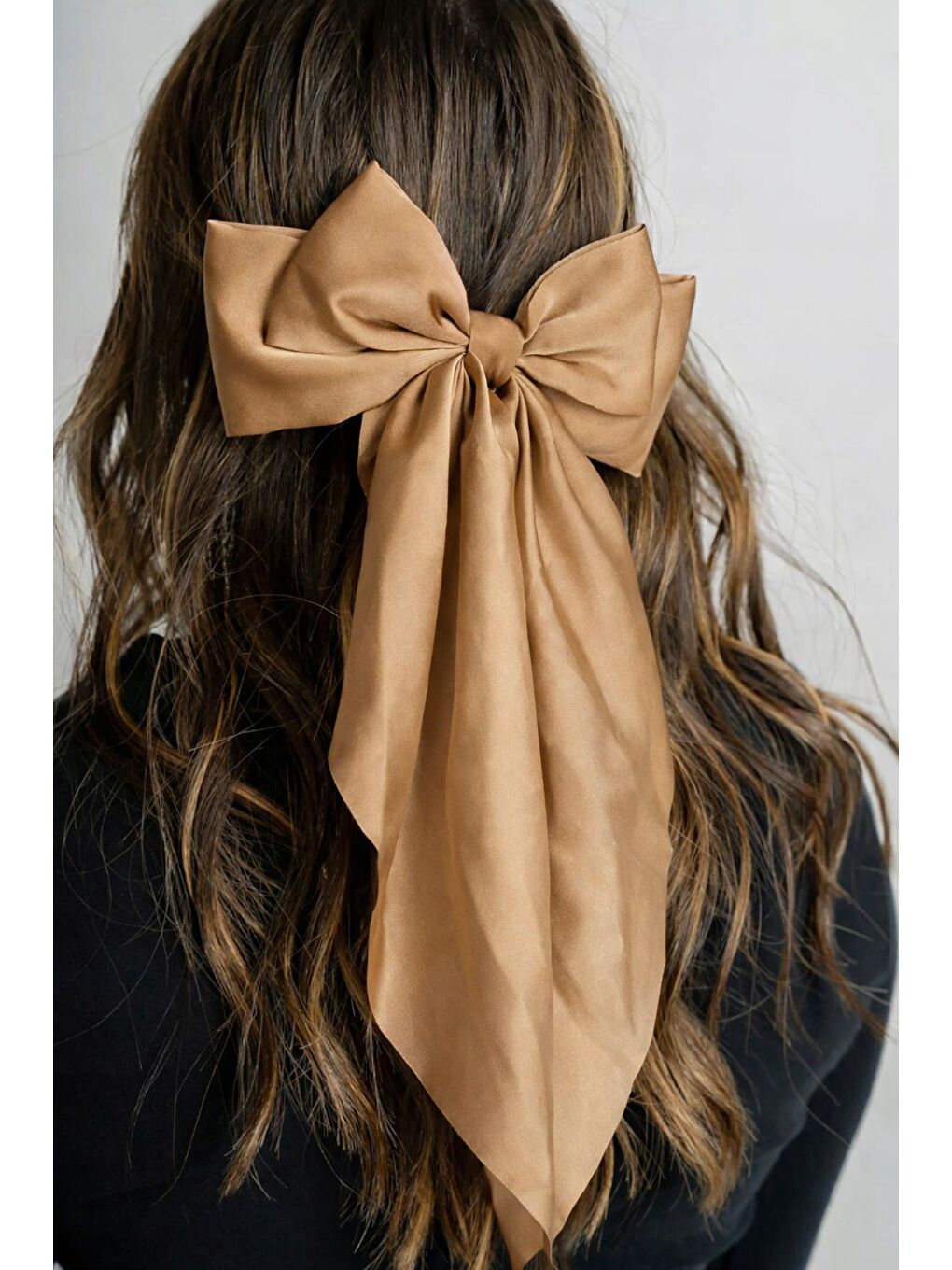 Kahverengi Uzun Fularlı Fiyonk Otomatik Fiyonk Toka