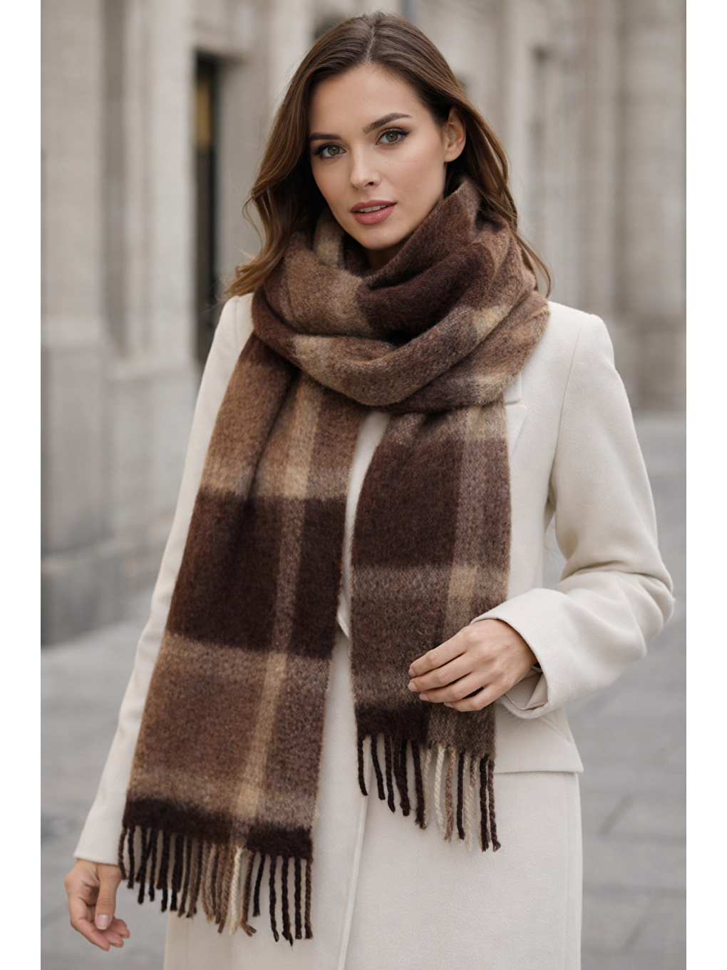 Kadın Kahverengi Ekose Desenli Atkı-Şal SAL1304