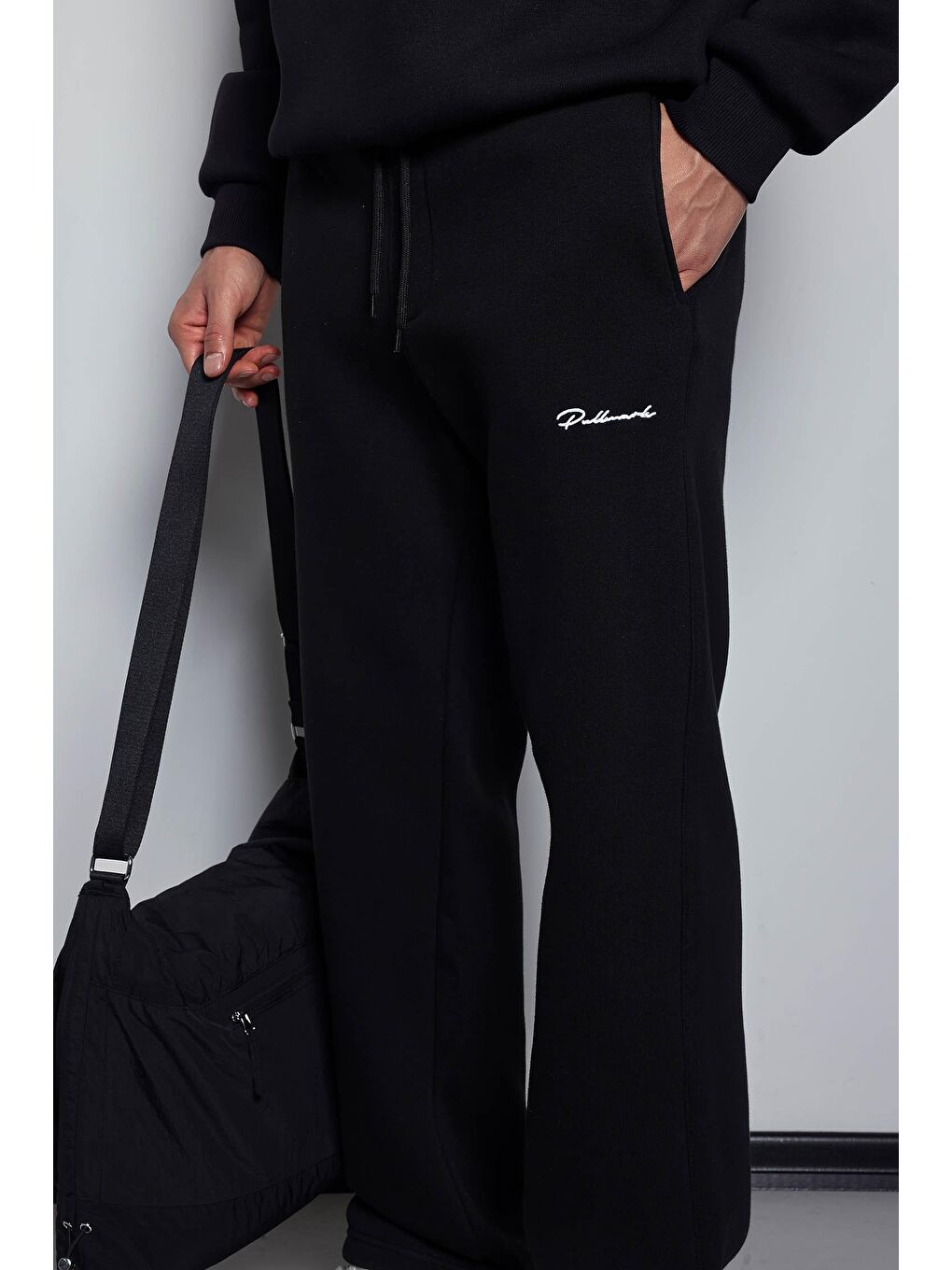 Erkek Ayarlanabilir Paça Lastikli Basic Baggy Fit Eşofman Altı Siyah-2