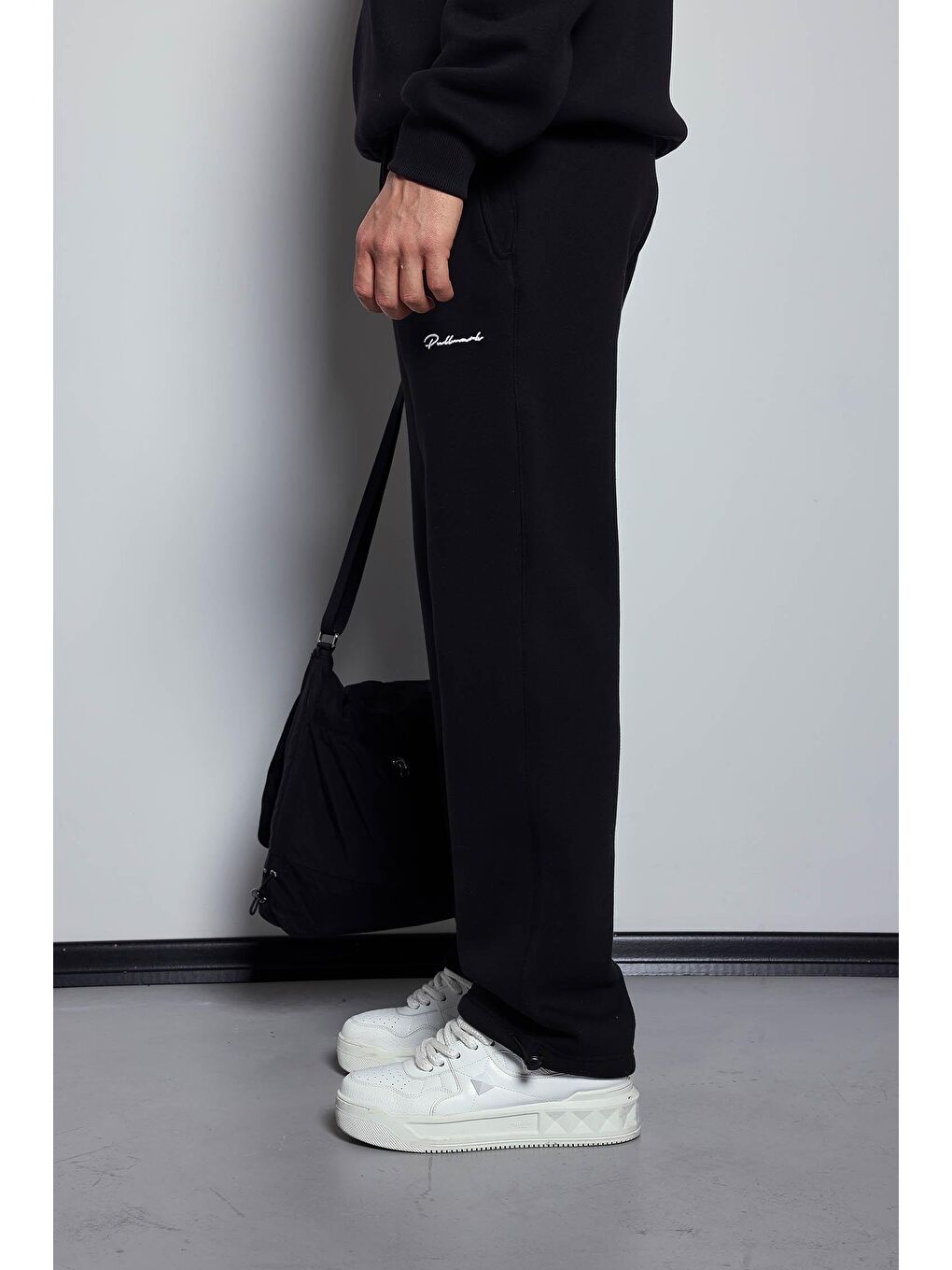 Erkek Ayarlanabilir Paça Lastikli Basic Baggy Fit Eşofman Altı Siyah-4