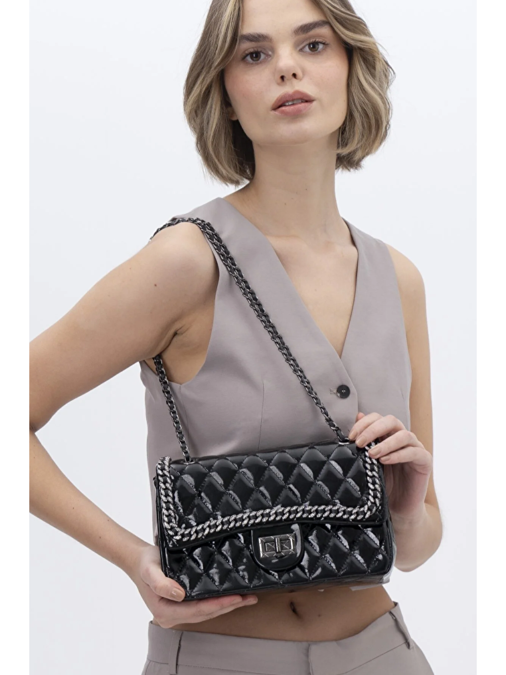Siyah Zincirli Kadın Omuz Çantası BYN1049