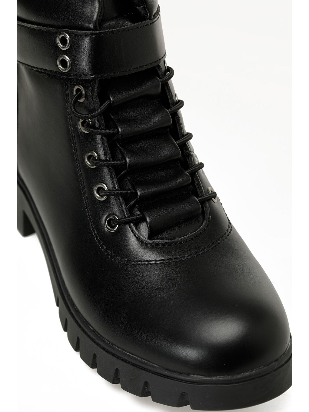 150332.Z5PR Siyah Kadın Bot-6