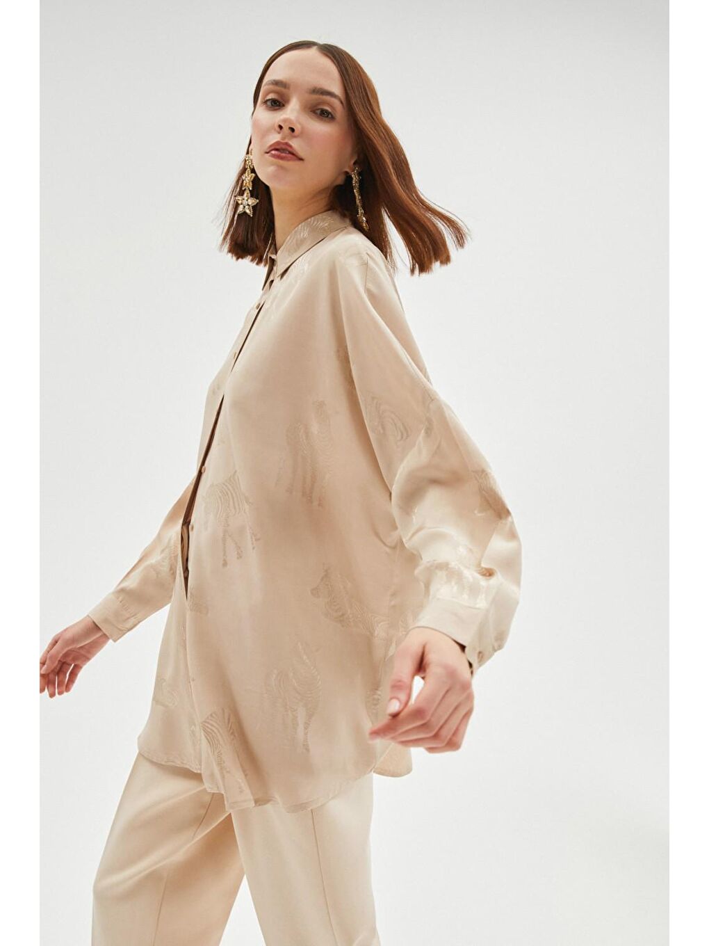 Bej Exclusive Kendinden Desenli Viskon Gömlek-1