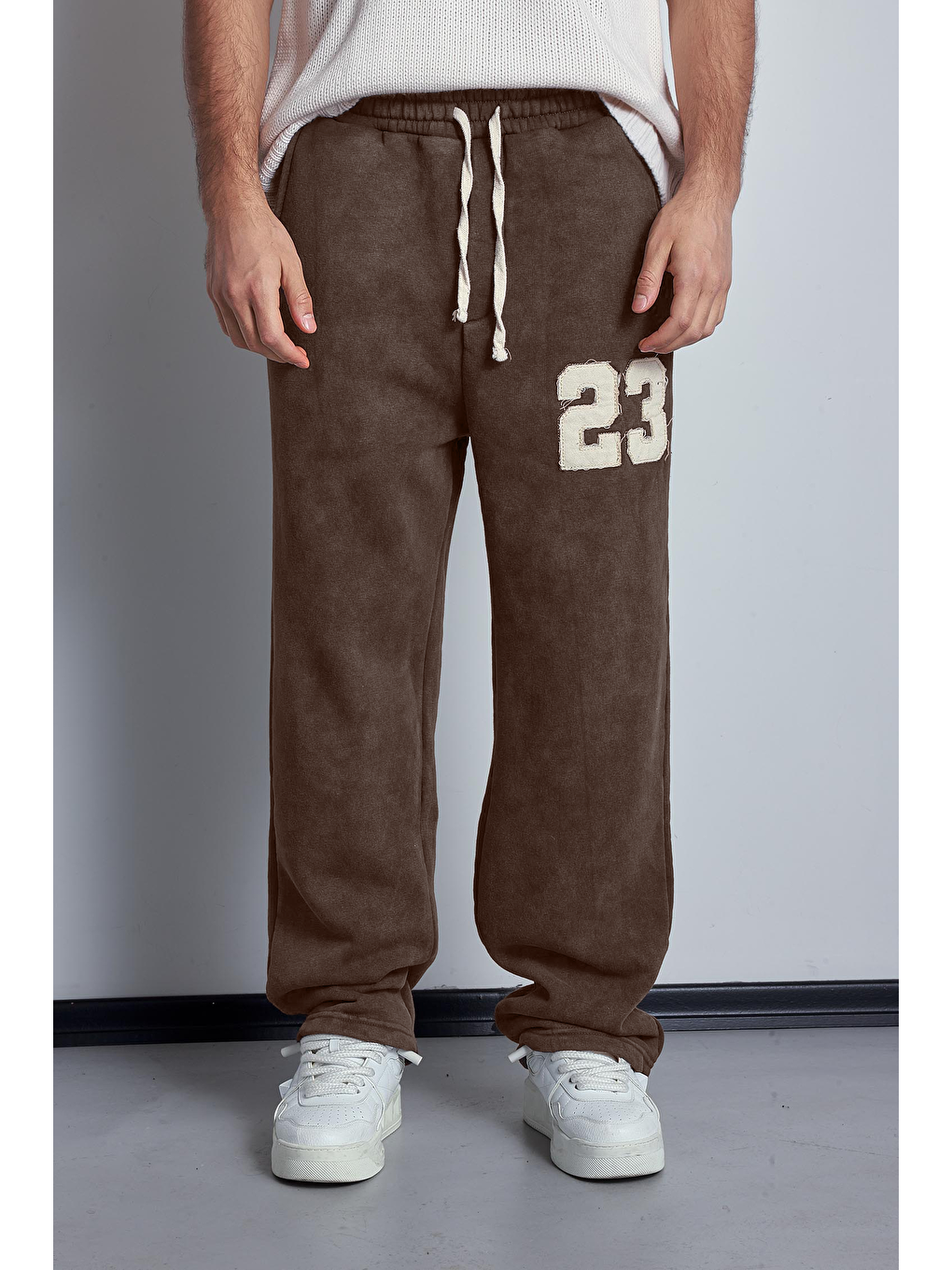 Erkek Baskılı Yıkamalı Baggy Fit Eşofman Kahverengi-1