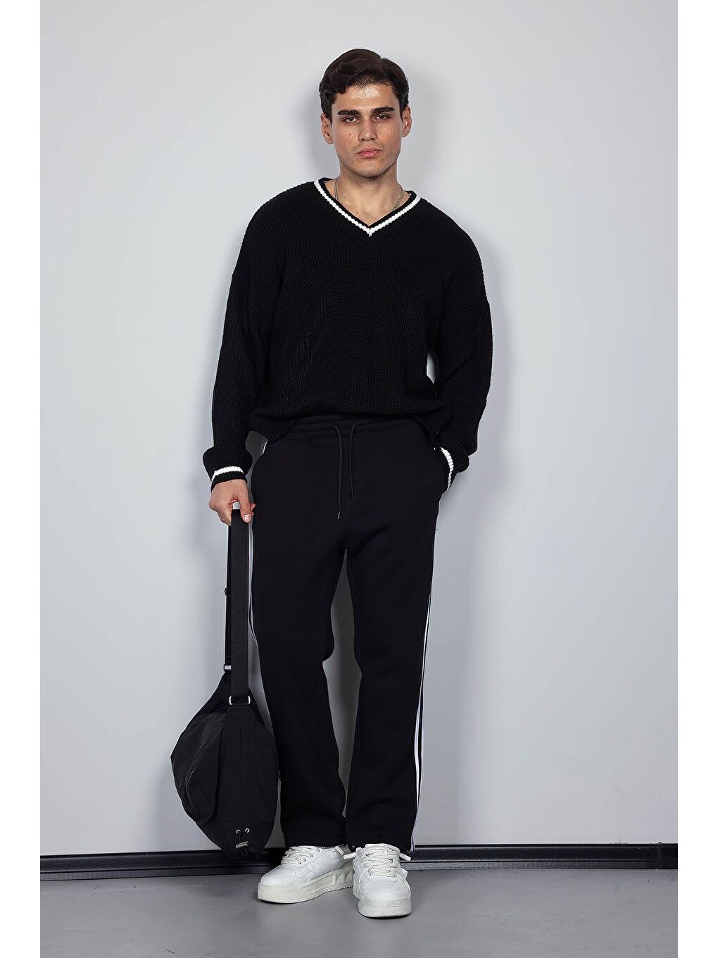 Erkek Yan Şeritli Baggy Fit Eşofman Siyah-5