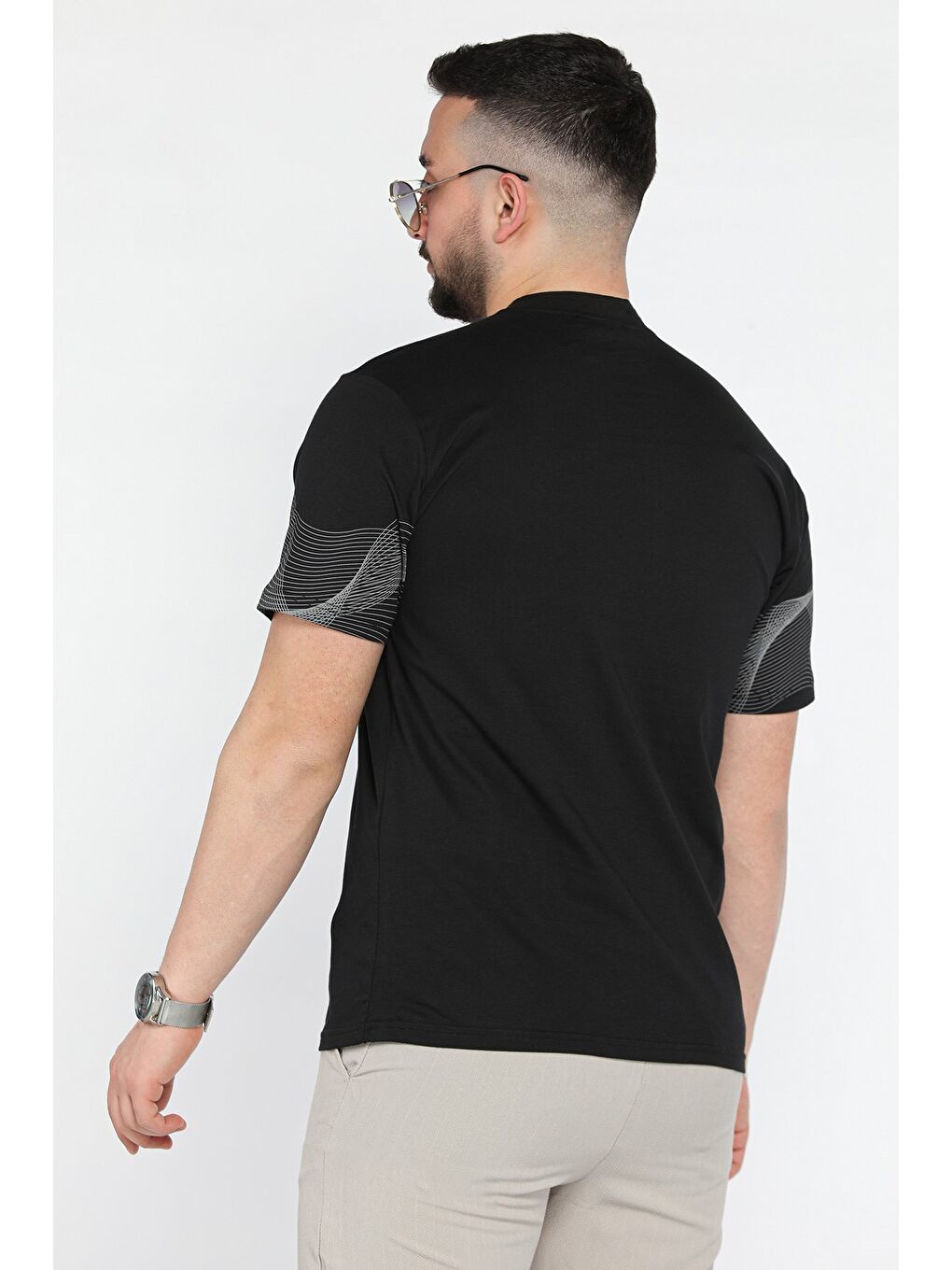 Siyah Baskılı  Erkek Tişört-1