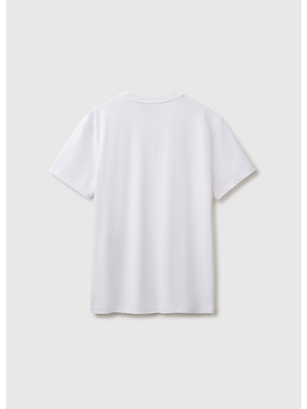 Erkek Beyaz %100 Pamuk Logolu Bisiklet Yaka T-shirt-1
