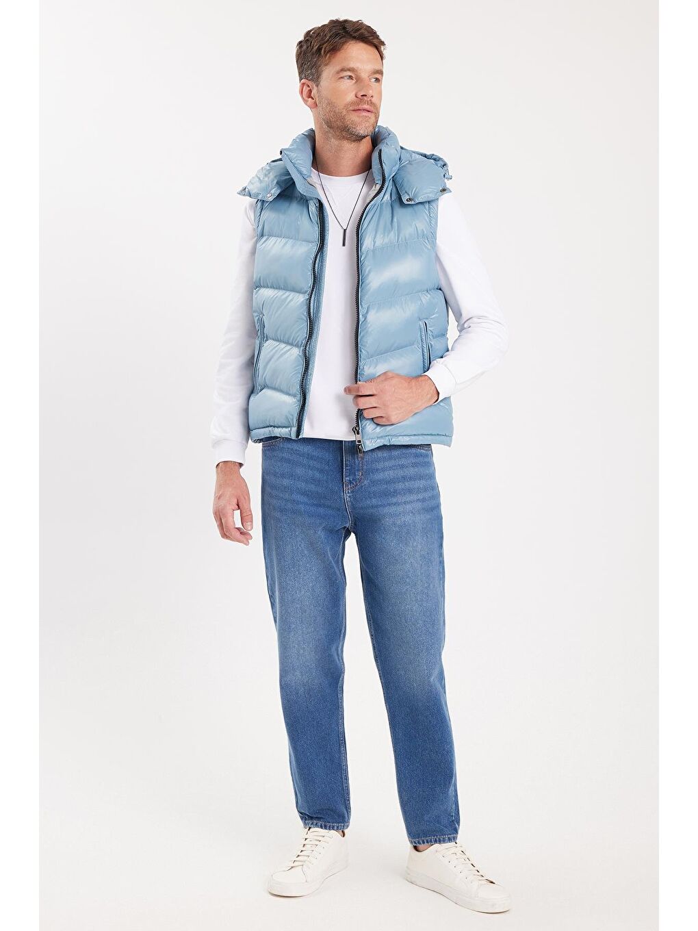 Erkek Standart Fit Normal Kesim Sıfır Kol Çift Cepli Fermuarlı Sıcak Tutan Mavi Şişme Yelek-3