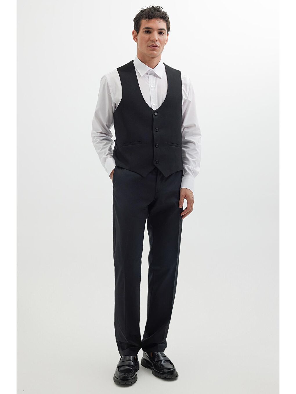 Erkek Standart Fit Normal Kesim Düz Fleto Cepli Siyah Yelek-3