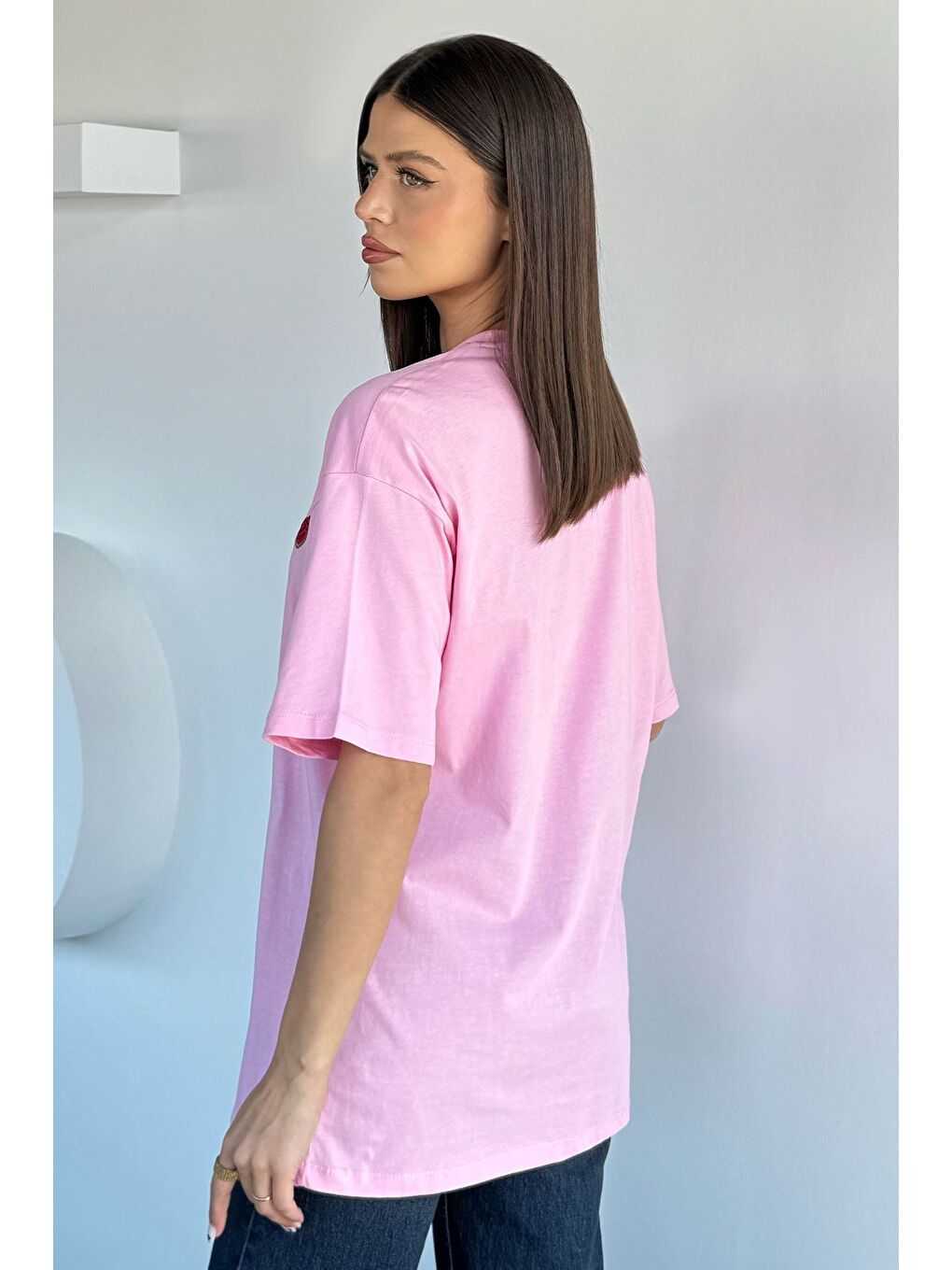 Pembe Kadın Bisiklet Yaka Nakışlı Tişört-3