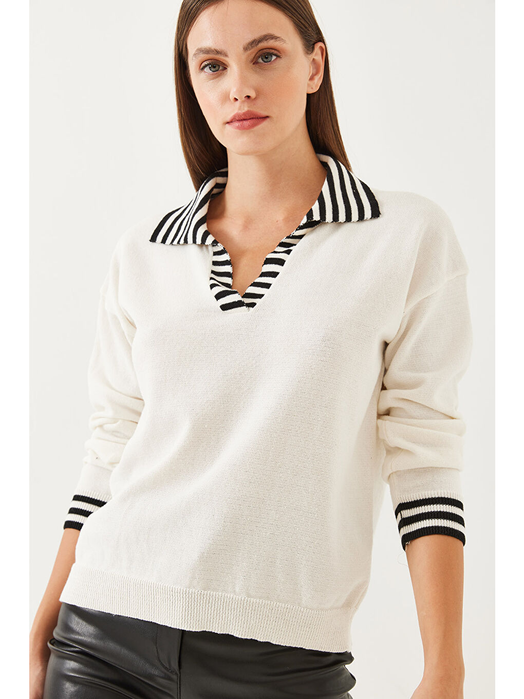 Ekru Kadın Polo Yaka Triko Kazak-1