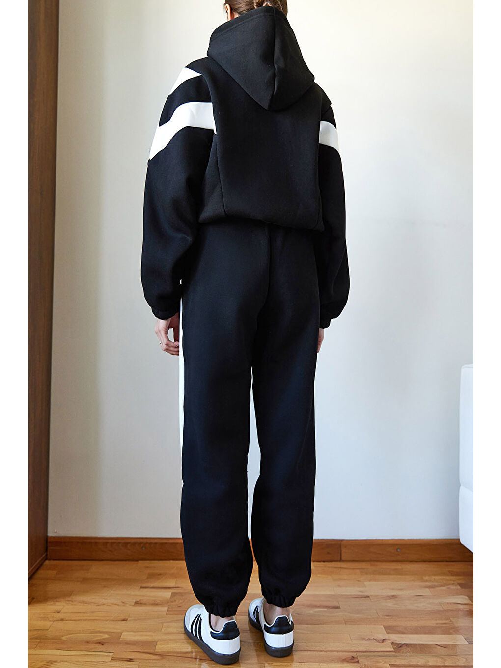 Siyah Kadın Üç İplik Şardonlu Parçalı Alt Üst Takım-2