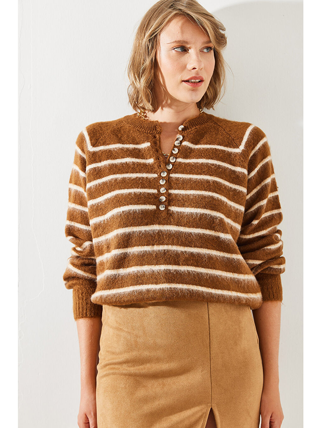 Kahverengi Kadın Şardonlu Çizgili Düğmeli Triko Kazak-2