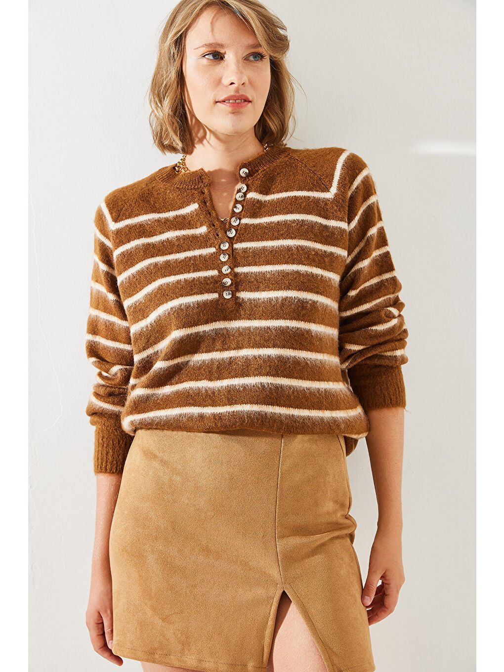 Kahverengi Kadın Şardonlu Çizgili Düğmeli Triko Kazak-6
