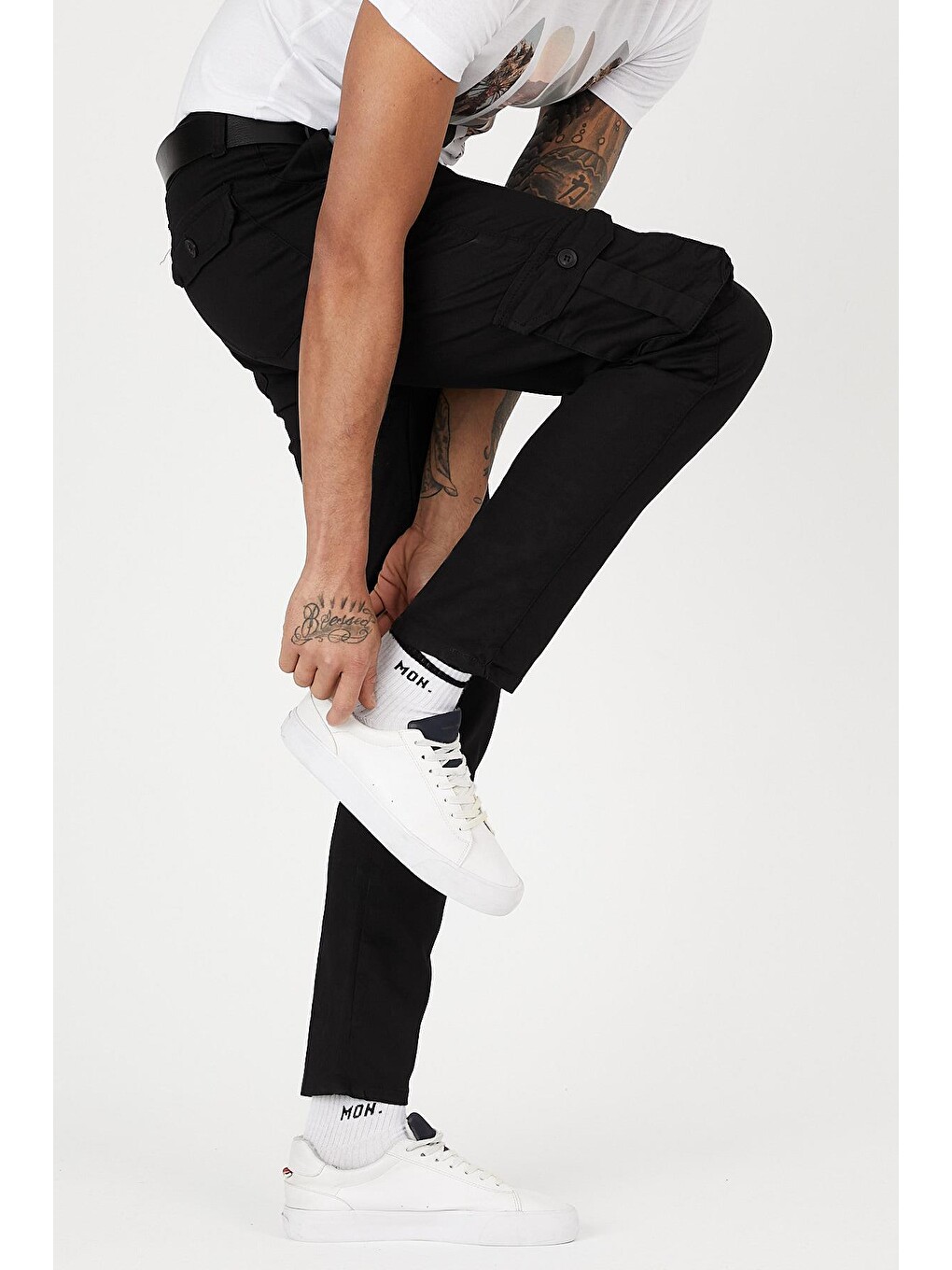 Siyah Slim Fit Körüklü Cepli, , Düz Paça Esnek Kumaş Erkek Kargo Pantolon-1