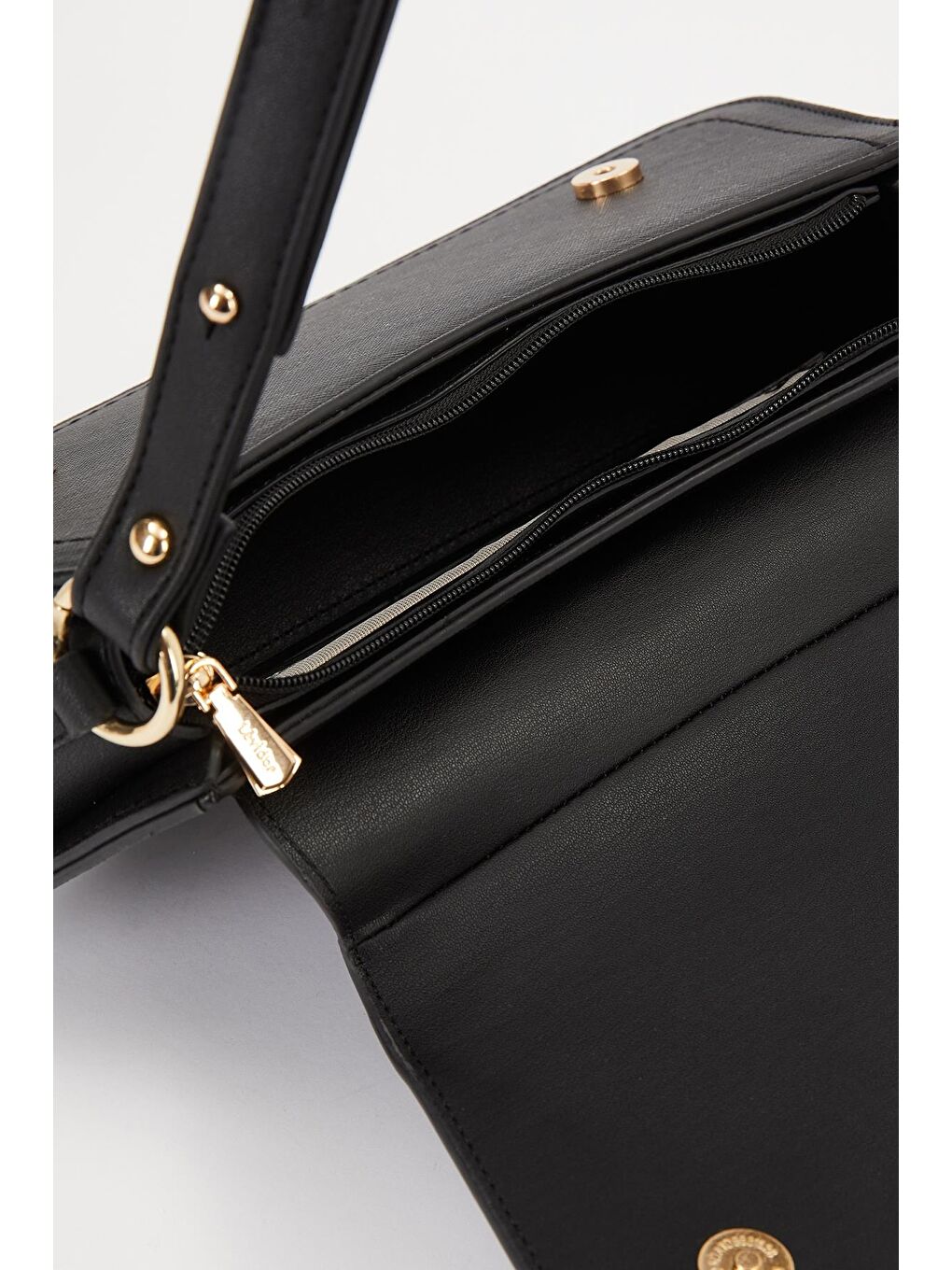 Siyah  Kadın Omuz Çantası 930232-2