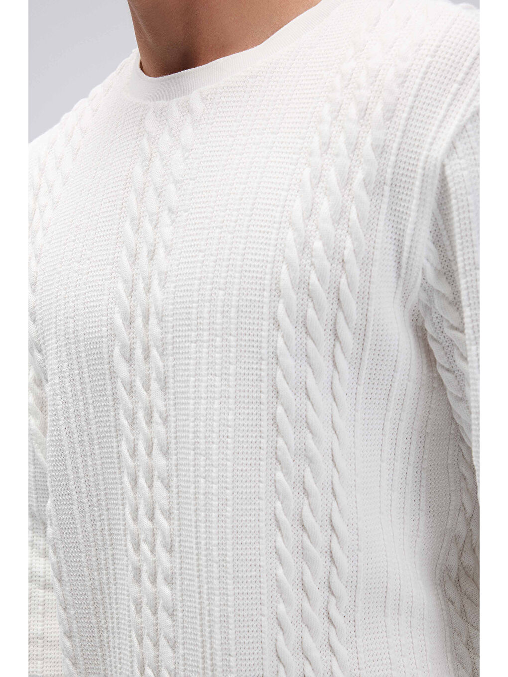 Beyaz Pamuklu Regular Fit Bisiklet Yaka Sweat EM623-OF-3