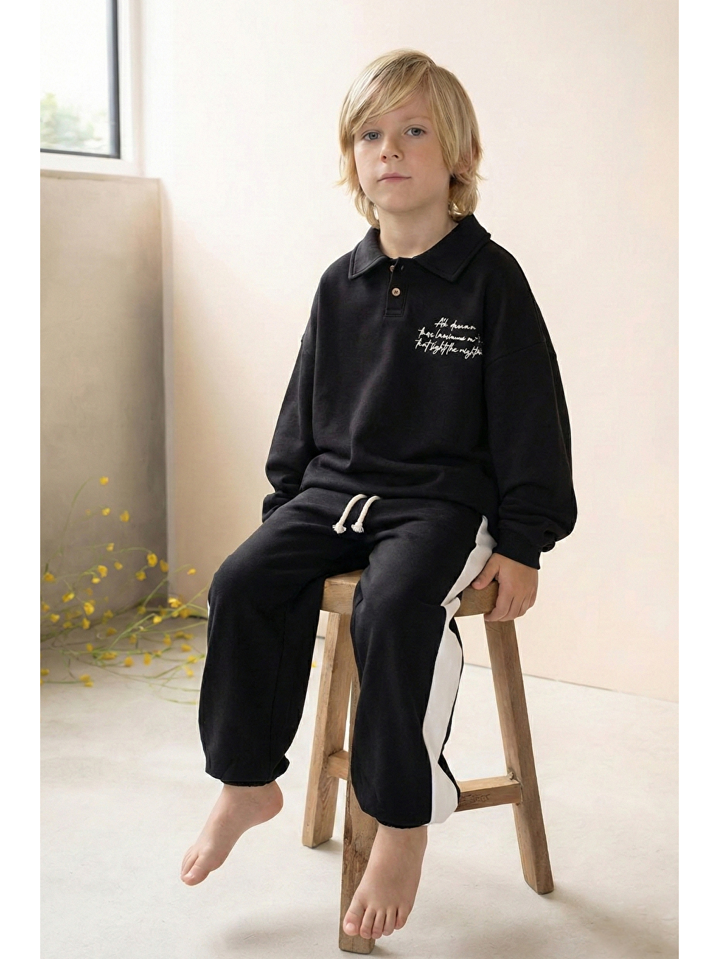 Yakalı Nakış İşlemeli Sweatshirt Takım 2-10 Yaş Siyah-1