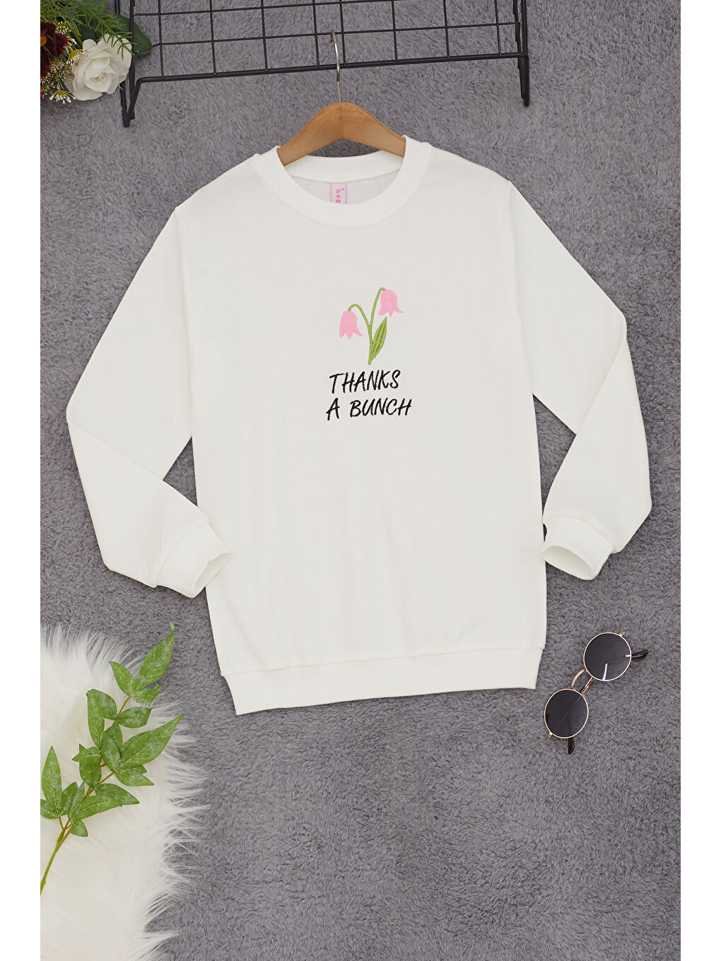 Pembe Life Kids Club Ekru Lale Nakışlı Kız Çocuk Sweatshirt 17209 - 1