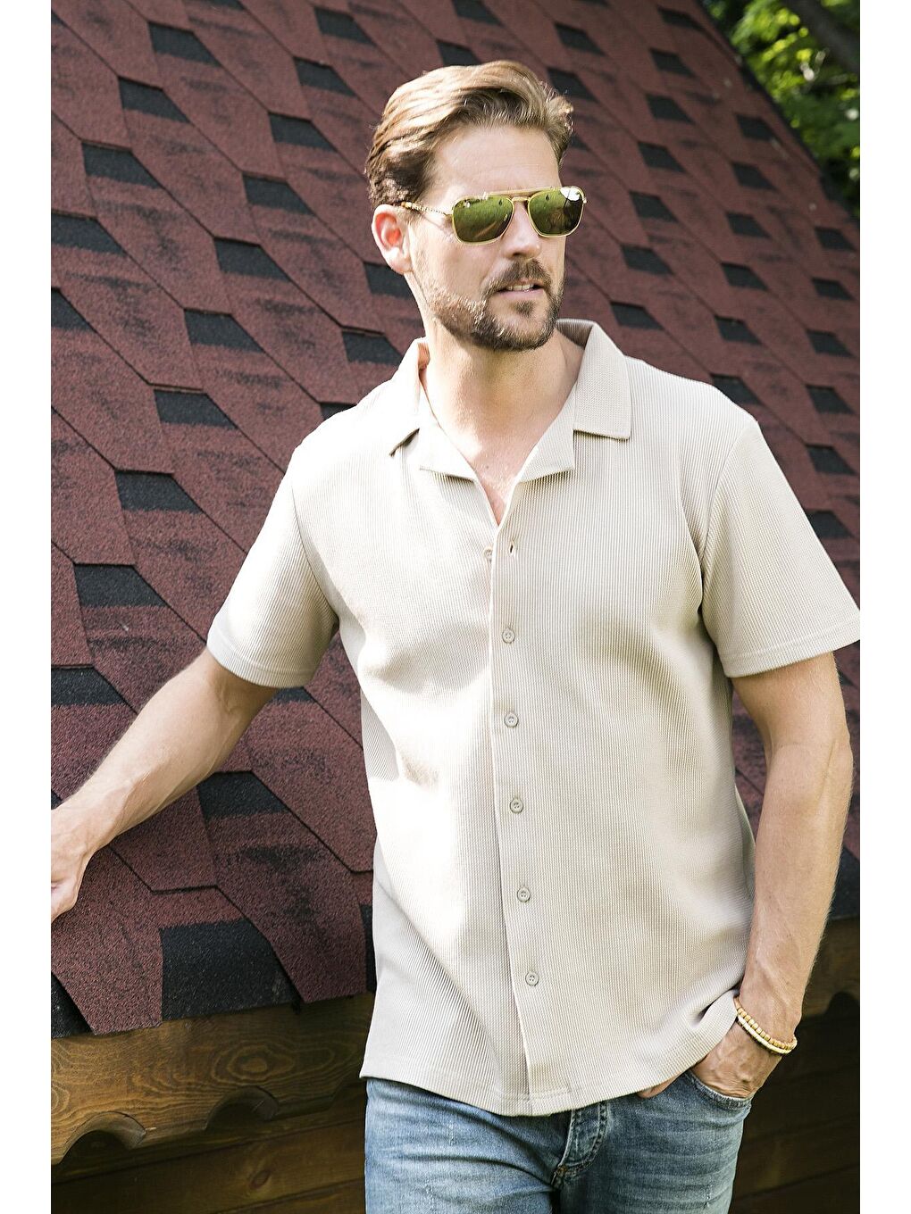 Bej Pamuklu Regular Fit Apaş Yaka Kısa Kollu Gömlek 5902700