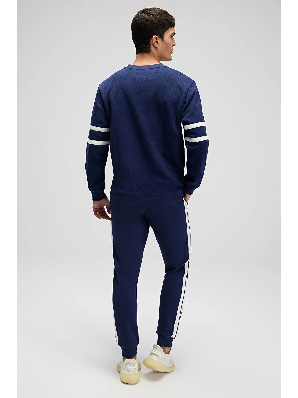 Lacivert Pamuklu Regular Fit Normal Bel Ribanalı Paça Jogger Eşofman Altı EM620-NV-4