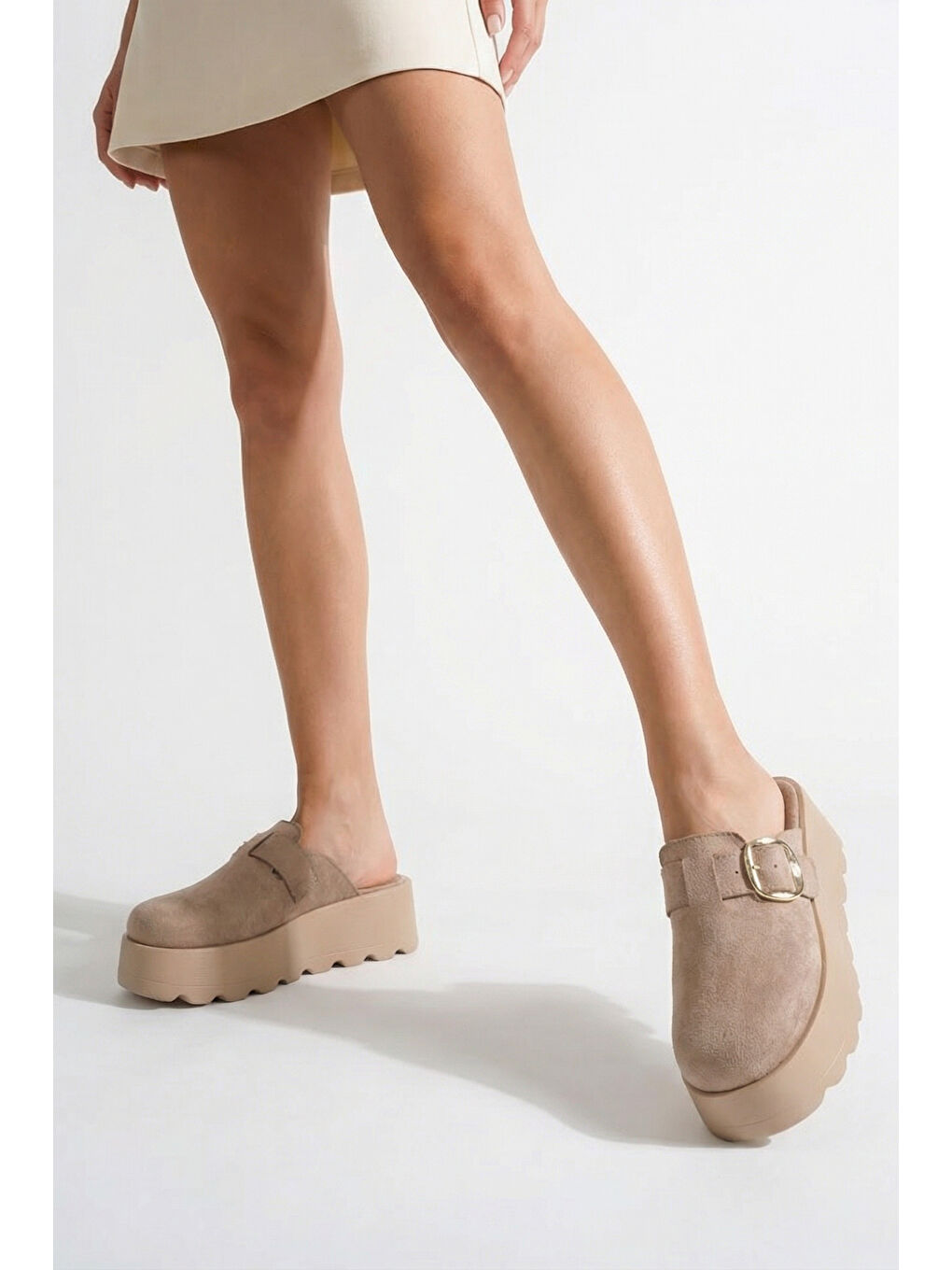 Bej Minette Kürklü Süet Görünümlü Kadın Sabo-2