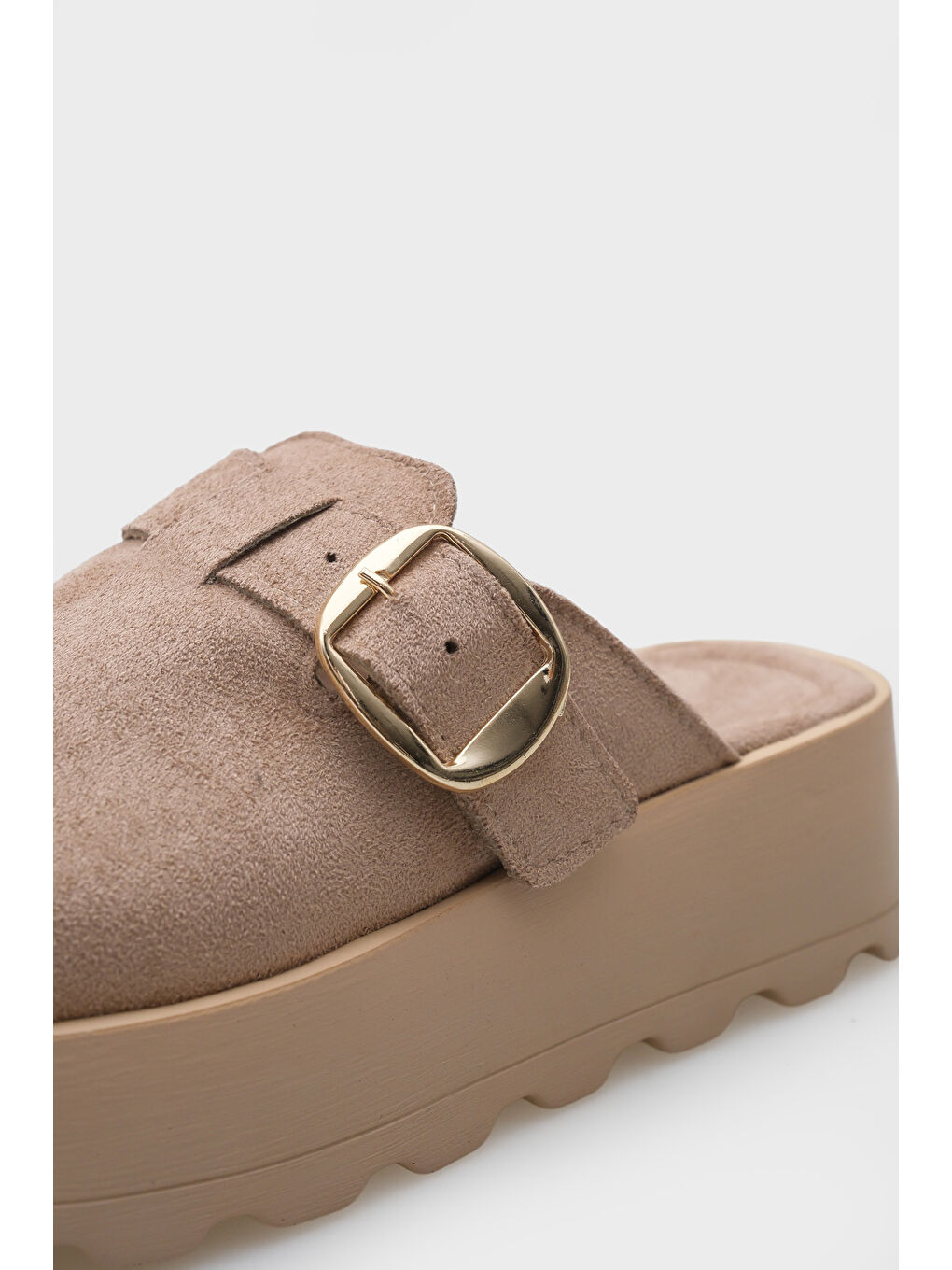 Bej Minette Kürklü Süet Görünümlü Kadın Sabo-3