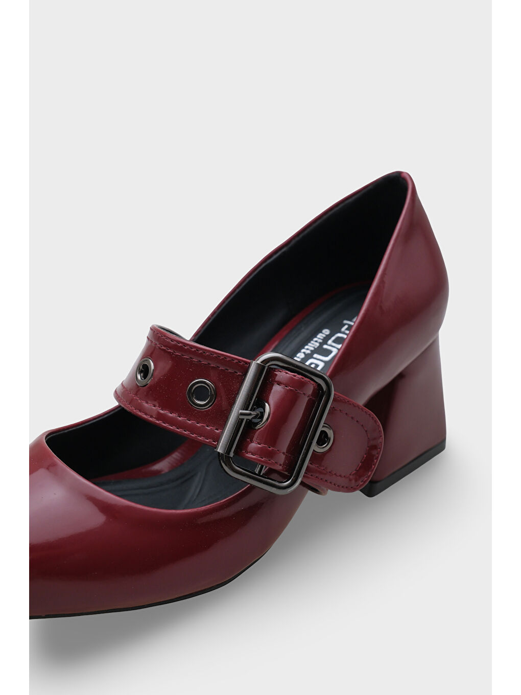 Bordo Catherin Sivri Burunlu Kalın Orta Topuklu Bantlı Kadın Ayakkabı-2