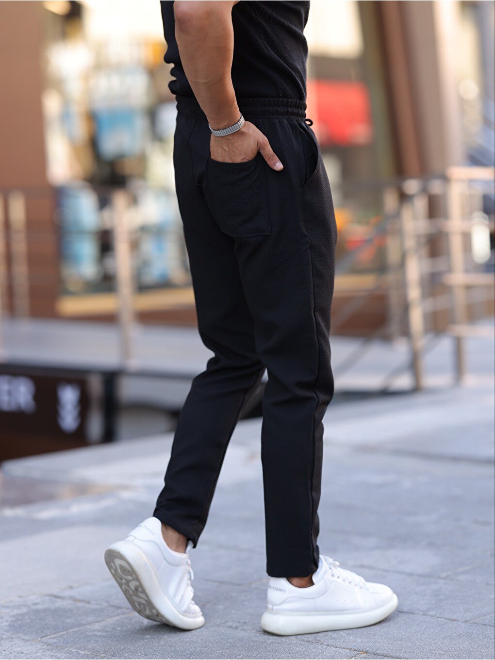 Siyah Slim Fit Bağcıklı, Beli Lastikli Düz Paça, Dokulu Erkek Jogger Pantolon-1