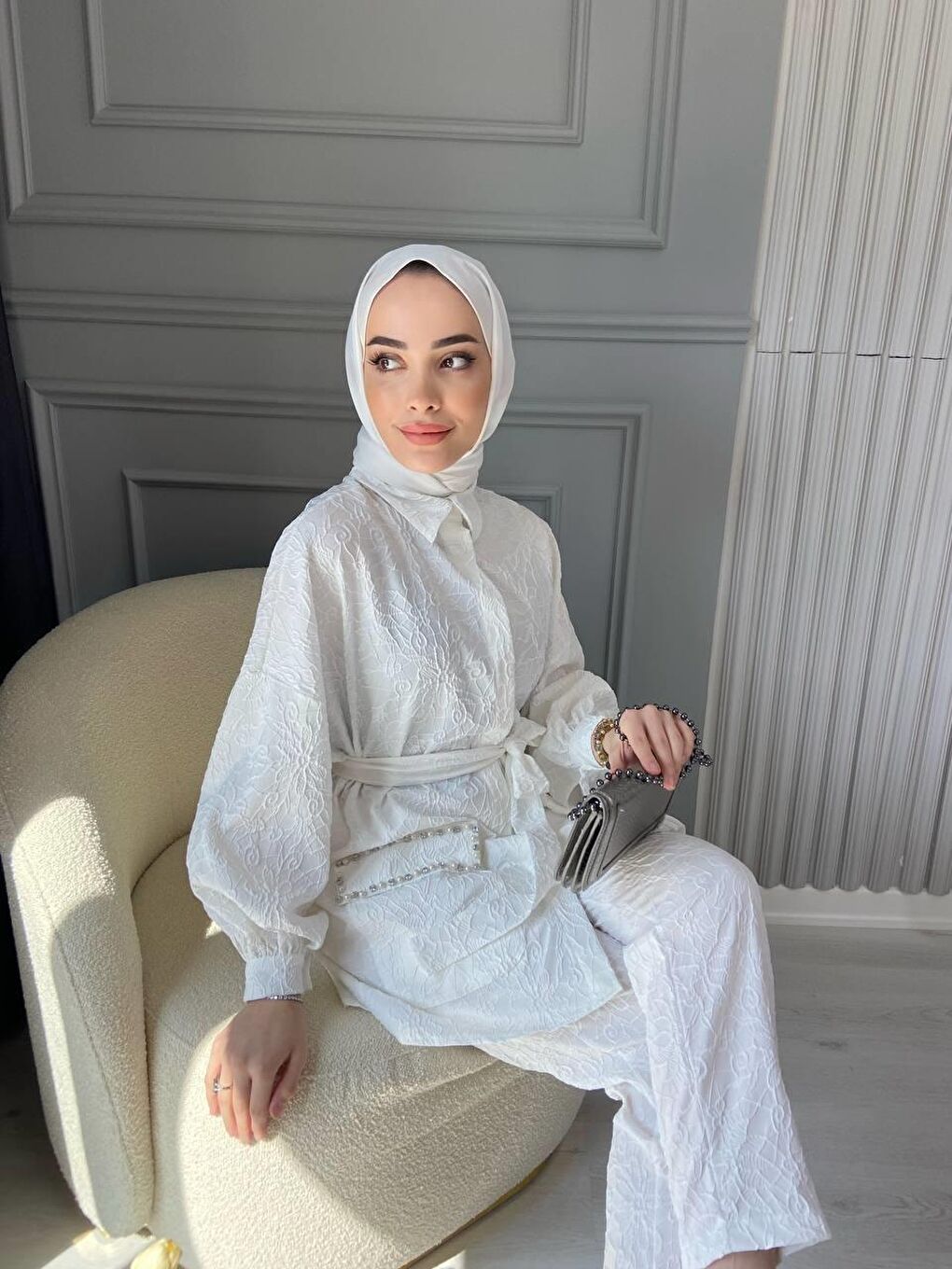 Beyaz Kadın Jakarlı Bel Kuşaklı Cep Taşlı Alt Üst Takım-1