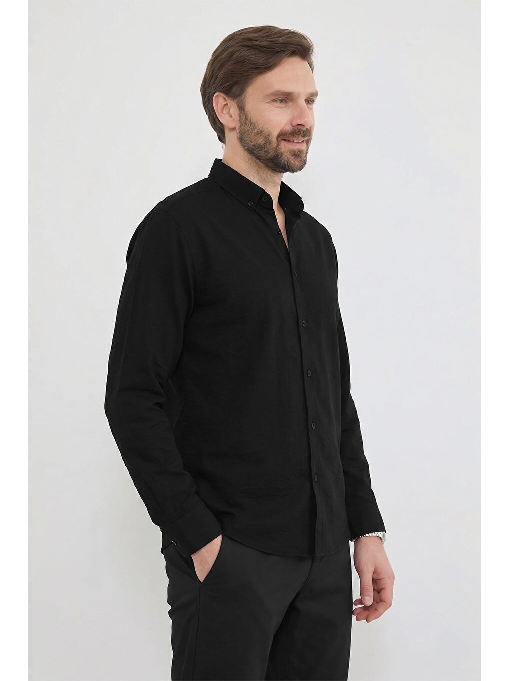 Siyah Düğmeli Uzun Kollu Regular Fit Gömlek-1